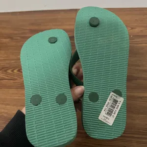 NEW Havaianas Green The Good Dinosaur Flip Flops Size 13C/1Y thumbnail 3