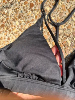 Victoria’s Secret Strappy Workout Sports Bra Black Low Impact XS thumbnail 2