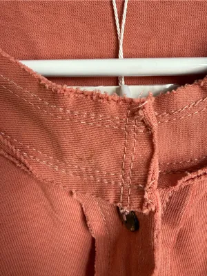 Fate Embroidered Henley‎ Top Medium Boho Raw Hem Coral Pink thumbnail 7