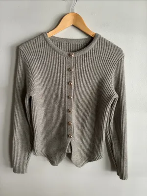 Common Sense Gray Ribbed Knit Cardigan M Gold Button Split Hem Fitted Sweater thumbnail 3
