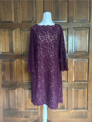 Adrianna Papell Size 16 Dress Purple Floral Lace Long Sleeve Shift‎ Scalloped thumbnail 2