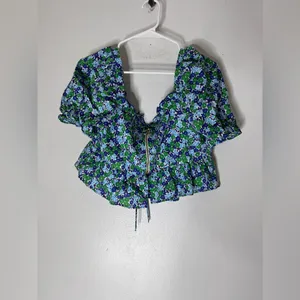 Zara Blue Green Floral Cropped Ruffle Short‎ Sleeve Cotton Blouse Large thumbnail 3