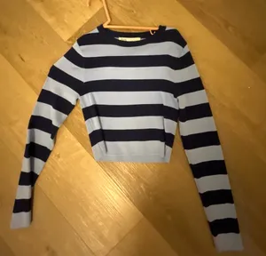 Zara top thumbnail 1