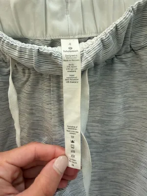 Lululemon Athletic Shorts Size 4 Gray Heathered Drawstring thumbnail 3