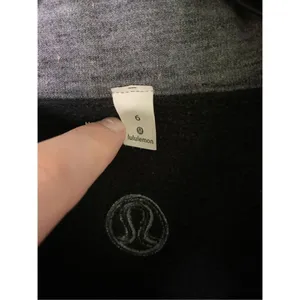 Lululemon Radiant Jacket II gray women's size 6 thumbnail 4