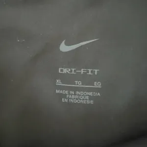 NWT NIKE One Dri-FIT High-Rise Tights thumbnail 4