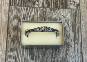 Liz Claiborne Marcasite Bangle Bracelet Gorgeous thumbnail 2