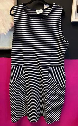 Leota Striped Ponte Sleeveless Shift Dress Navy White Pockets 3L NWT Made in USA thumbnail 1