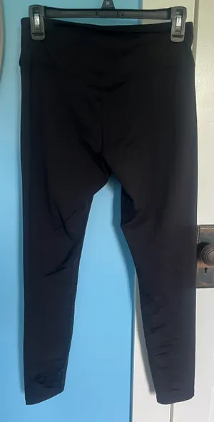 PINK Victoria’s Secret Leggings thumbnail 2