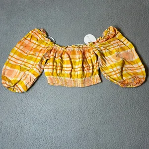 Petal & Pup Top Women 2 Yellow Orange Off‎ Shoulder Crop Pullover Ruffle Top NEW thumbnail 3