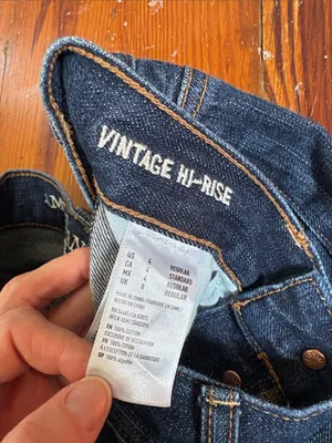 American Eagle Outfitters Dark Indigo Relaxed Vintage Hi-Rise Jeans Size 4 thumbnail 3