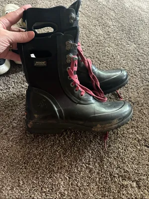 Bogs Black Combat Boots with Burgundy Laces Size 6 thumbnail 2