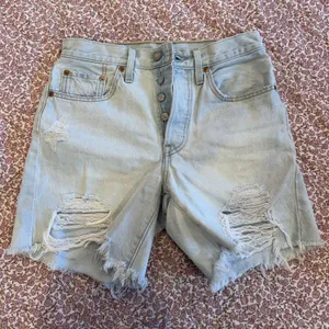 Levi’s 501 Denim Shorts thumbnail 1
