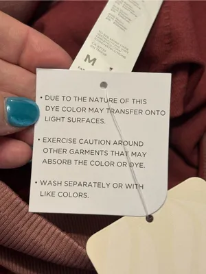 Fabletics Mauve High-Waist Seamless Leggings with Leopard Jacquard pattern Sz M thumbnail 4