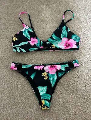 Tilly’s bathing suit  thumbnail 1