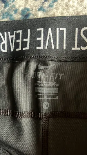 Nike Dri-Fit Leggings thumbnail 2