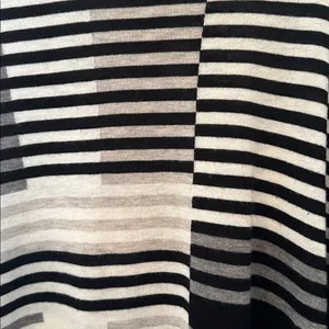 Vince Black/White Stripe Merino Wool Blend Light Sweater size‎ S EUC thumbnail 3