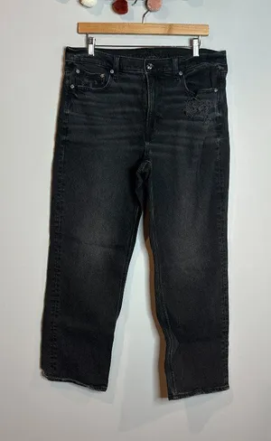 American Eagle Super Hi-Rise Ankle Straight black jeans thumbnail 1