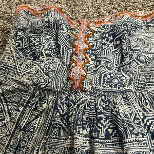 Billabong Blue and White geometric tribal Patterned High-Low Strapless Dress XS thumbnail 4