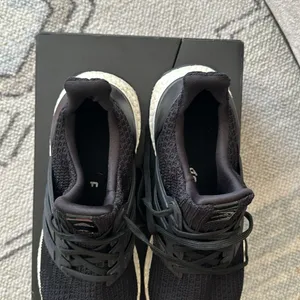 Adidas Ultraboost 4.0 DNA Womens thumbnail 3