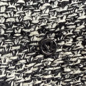 Lululemon Sweater Knit‎ Black Gray Long Sleeve Pullover Relaxed Fit Casual Sz XS thumbnail 6