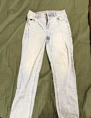 American Eagle Jeans thumbnail 1