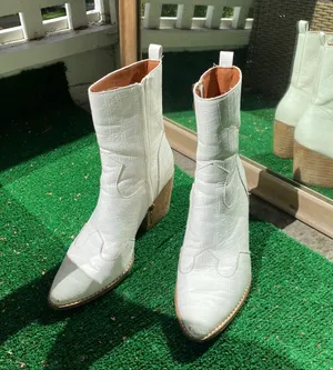 Ccocci White Boots thumbnail 1