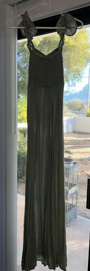 Raviya Maxi Dress Green Size M thumbnail 1