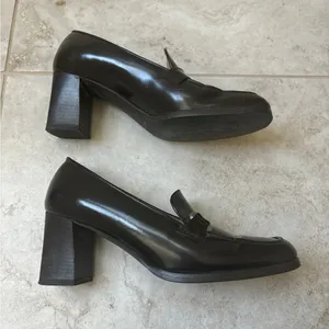 Ann Taylor Leather Heels Loafers thumbnail 3