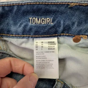 American Eagle Tomgirl Distressed‎ Jean Shorts Womens 00 Blue Denim Button Fly thumbnail 4