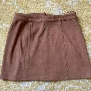 WAYF Mini Skirt thumbnail 3