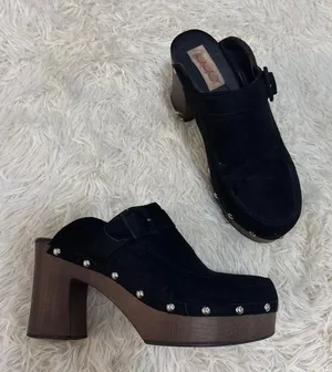 Sugar Black Suede Clogs Platform Studded‎ Heel 7.5M Brown Wood thumbnail 1