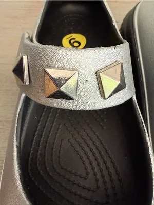 New Crocs Stomp Metallic Mary Jane 210437-040 Silver Black Platforms Size 9 thumbnail 8
