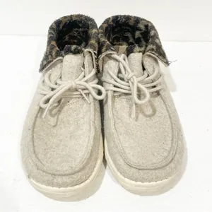 Hey Dude Women's Size‎ 10 Britt Cream Cheetah Hiking Oxford Ankle Boot Booties thumbnail 2