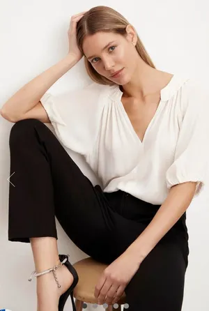 Velvet byGraham & Spencer poet top size M thumbnail 1