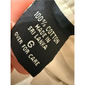 Vintage Y2K Abercrombie & Fitch Y2K Low Rise Chino Shorts‎ Cream Women's Size 6 thumbnail 3