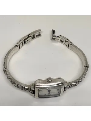 Vintage silver tone women’s watch 18mm quartz white dial 6.5”-7” running thumbnail 7