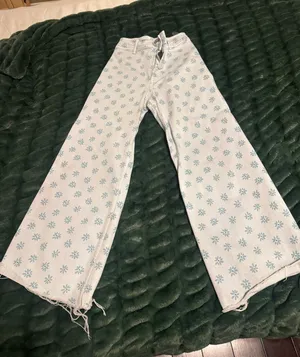 Zara floral pants thumbnail 1
