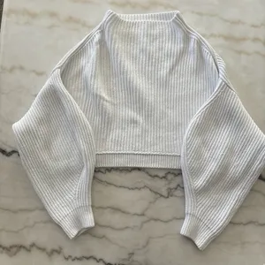 Free People White Cropped Sweater Size Small Ribbed Knit Mock Neck Balloon Sleeve thumbnail 1