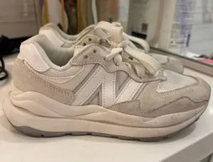 NEW BALANCE SIZE 7 thumbnail 1