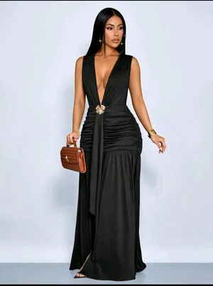 Women’s elegant bodycon maxi dress  thumbnail 4