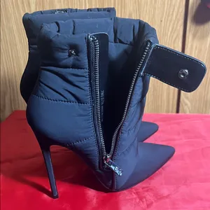 Jennifer Lopez Black Quilted Heeled Boots thumbnail 3