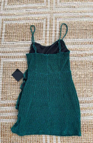 Lulus Emerald Green Shimmer Bodycon Dress Size Small NWT Ruffle Party thumbnail 6
