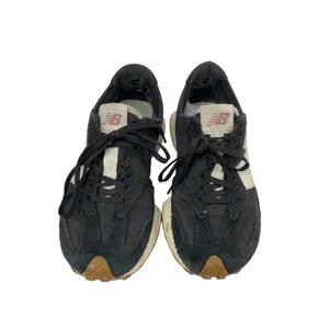 New Balance 327 Unisex Black Suede Lace Up Low Top Athletic Sneakers Shoes 7.5 thumbnail 2