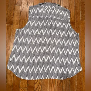 Ann Taylor Black and White Zigzag Blouse thumbnail 8