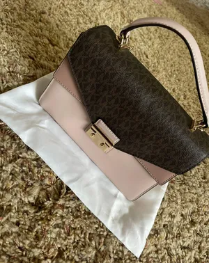 Michael Kors Purses thumbnail 1