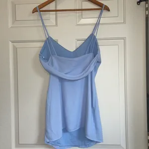 Superdown (REVOLVE) Bonita Drape-Back Mini Dress Medium M Blue FEMININE COQUETTE thumbnail 6