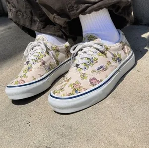 Vans Disney Dopey Print Canvas Sneakers Women’s Casual Shoes Vintage thumbnail 1
