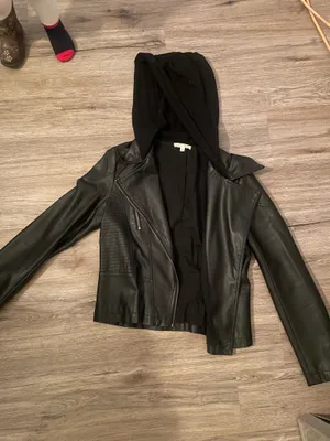 Leather jacket hem and thread thumbnail 2