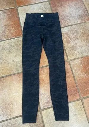 VUORI Camo leggings dark gray size xs thumbnail 2